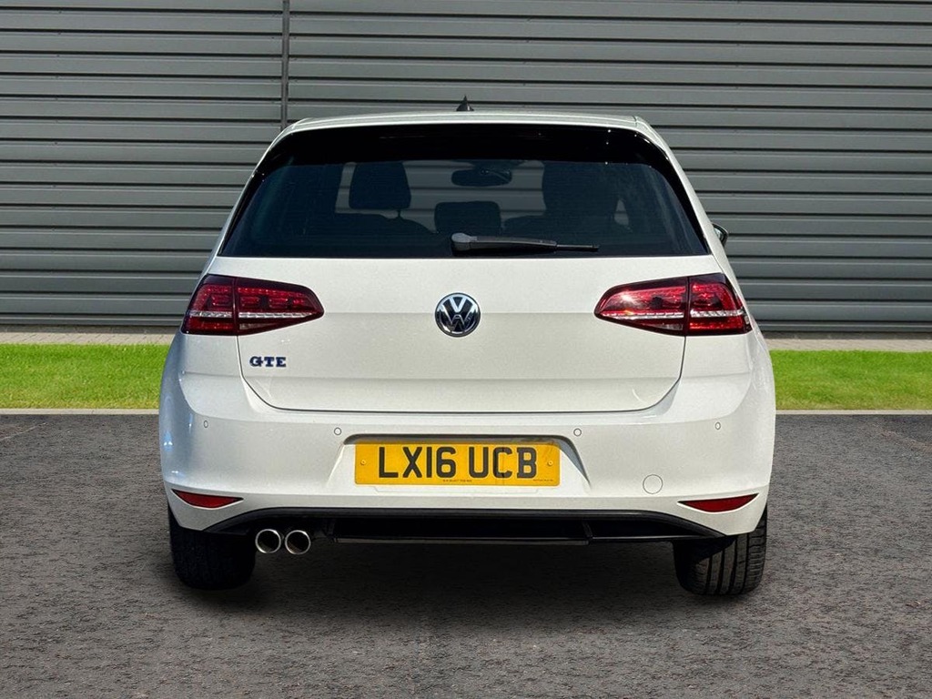 Volkswagen Golf 1.4 Tsi Gte Hatchback Plug In Hybrid Ds White #4