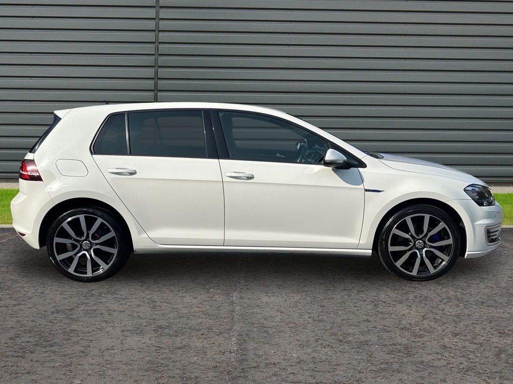 Volkswagen Golf 1.4 Tsi Gte Hatchback Plug In Hybrid Ds White #2