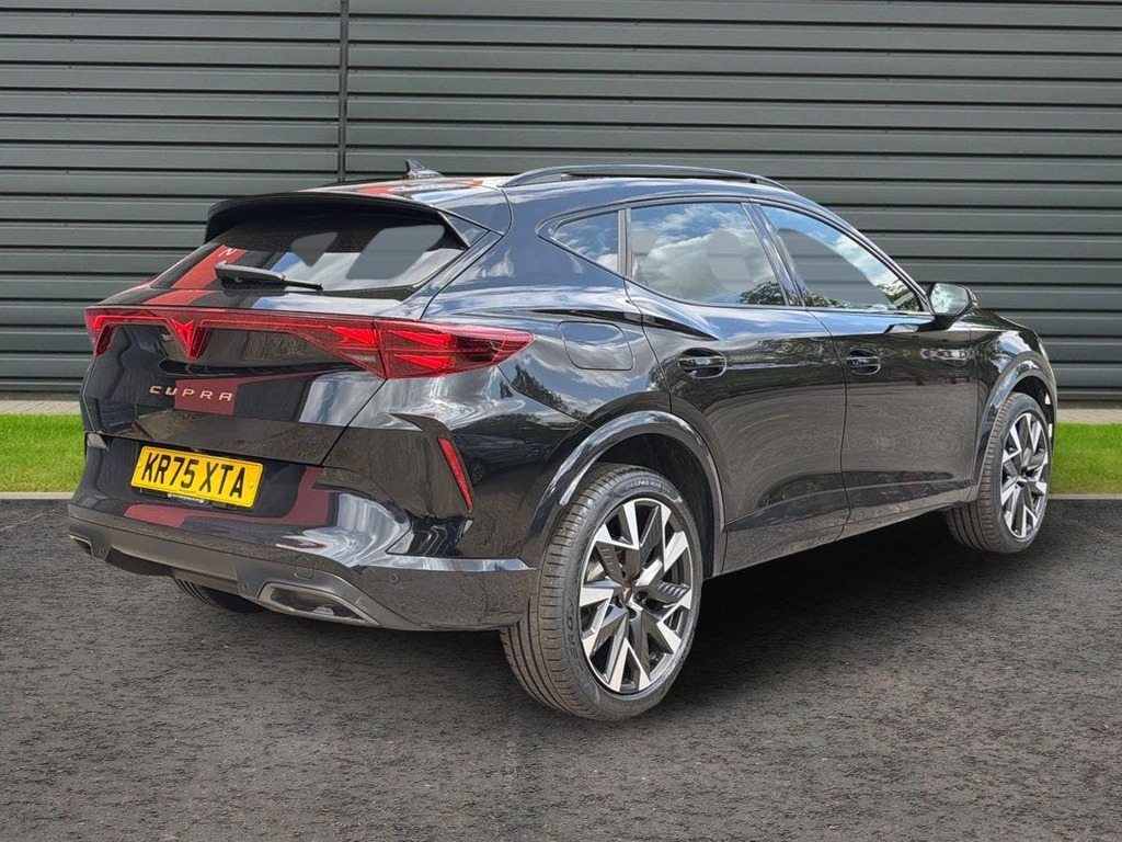 Cupra Formentor 1.5 Etsi V2 Suv Hybrid Dsg KR75XTA Black #3