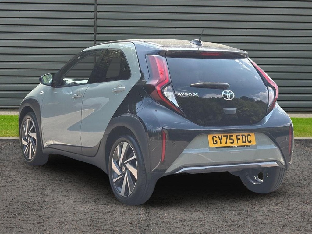Toyota Aygo X 1.0 Vvt I Exclusive Hatchback X Shift GY75FDC Brown #5