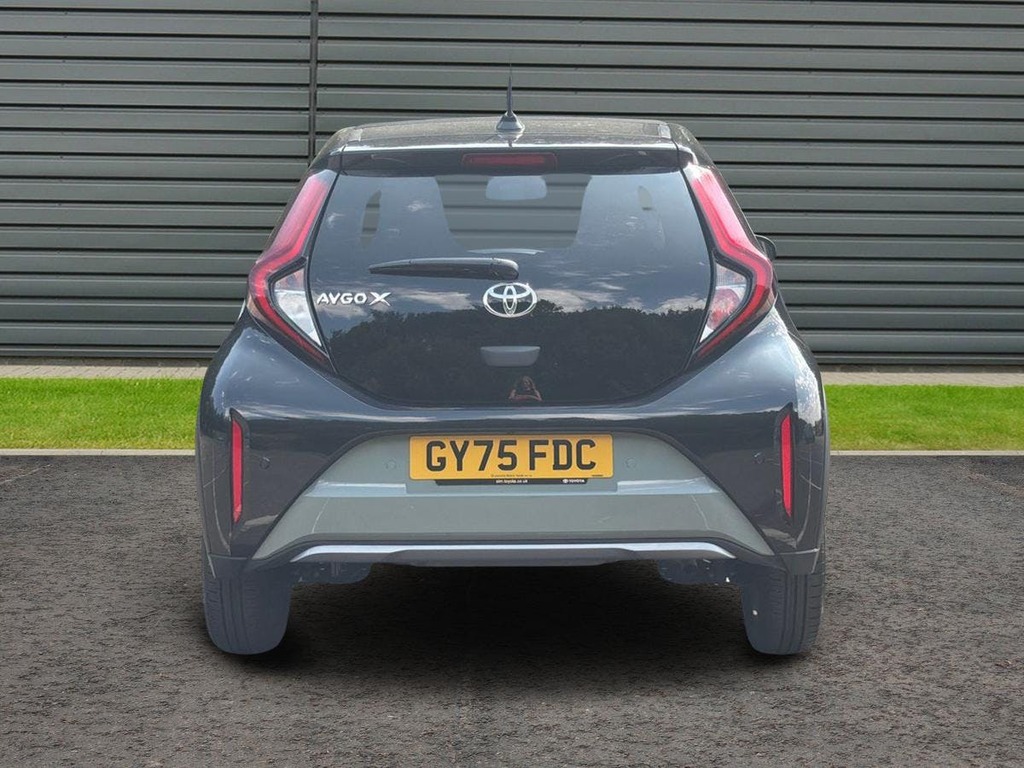 Toyota Aygo X 1.0 Vvt I Exclusive Hatchback X Shift GY75FDC Brown #4