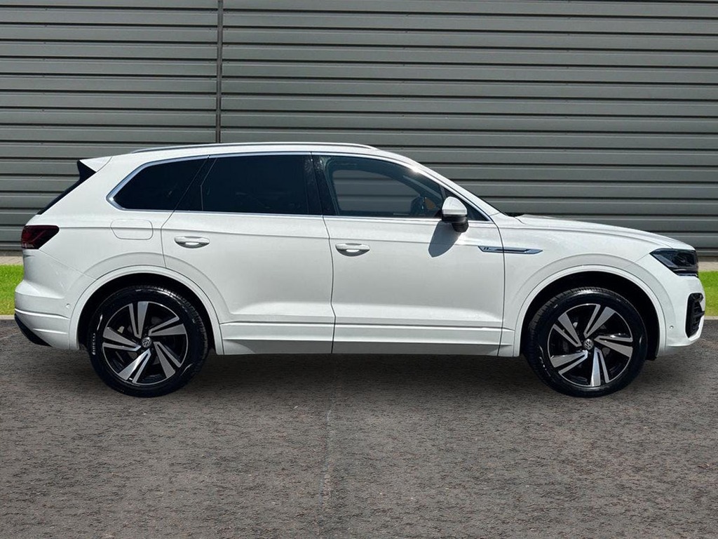 Volkswagen Touareg 3.0 Tdi V6 R Line Tech Suv Tiptronic 4M GV18RZZ White #2