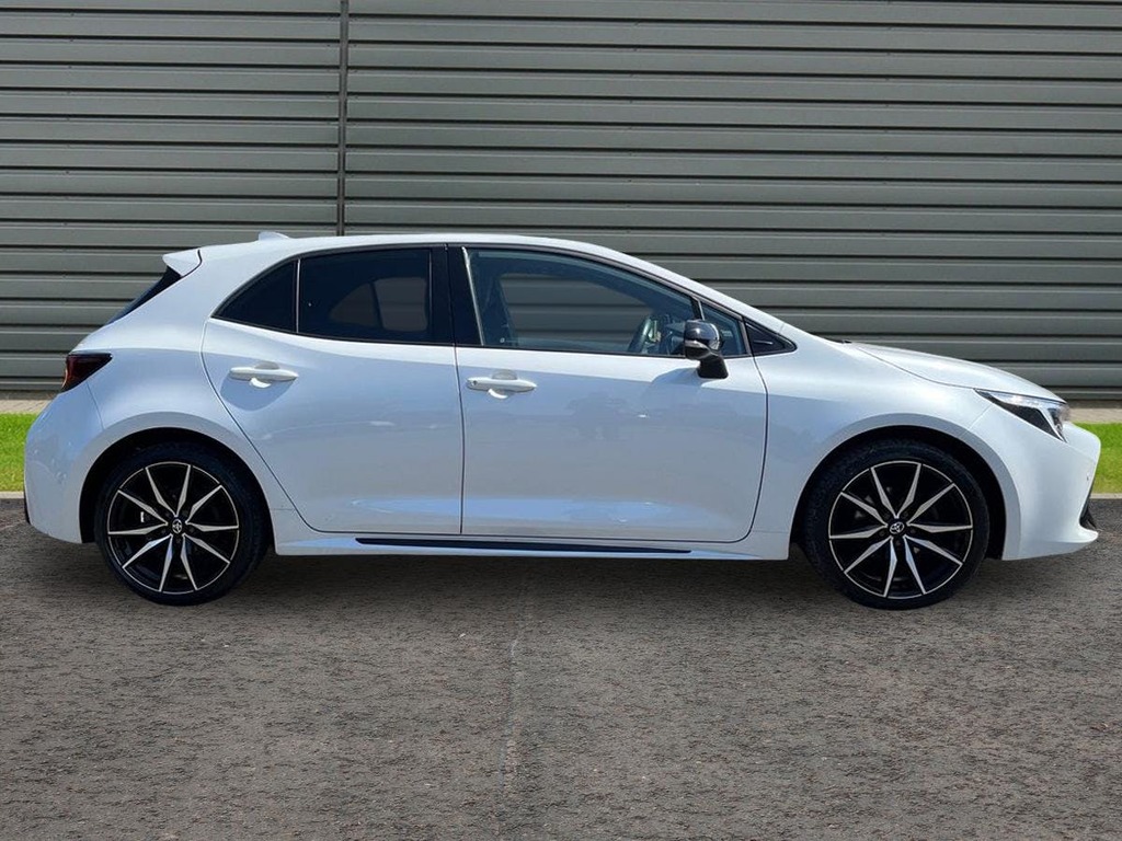 Toyota Corolla 2.0 Vvt-h Gr Sport Hatchback Hybrid Cvt White #2