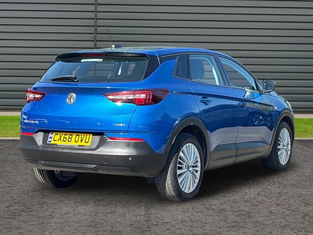 Vauxhall Grandland X 1.2 Turbo Se Suv CX68OVU Blue #3