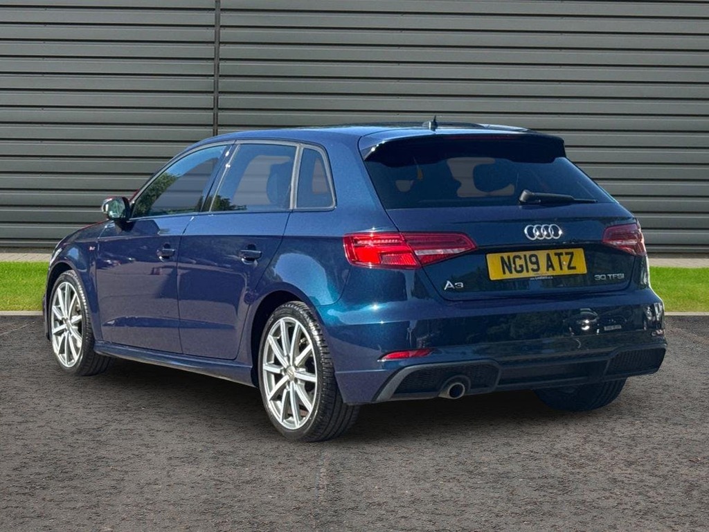 Audi A3 1.0 Tfsi 30 Black Edition Sportback Man Blue #5