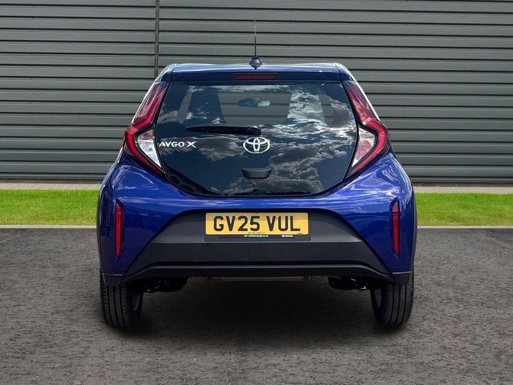 Toyota Aygo X 1.0 Vvt I Pure Hatchback X Shift GV25VUL Blue #4