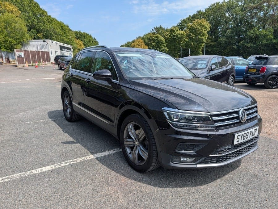 Volkswagen Tiguan 1.5 Tsi Evo Sel Suv Dsg Black