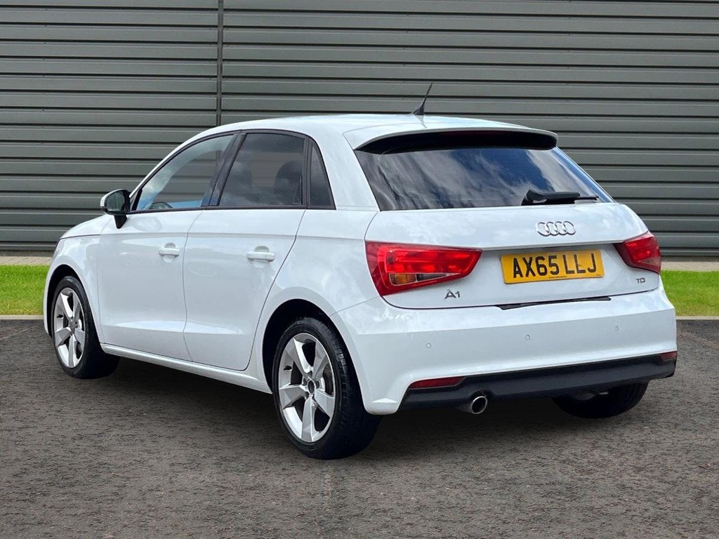 Audi A1 1.6 Tdi Sport Sportback S Tronic White #5