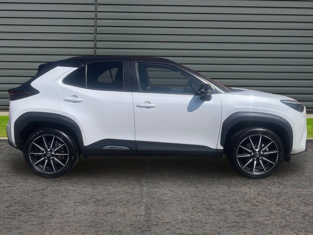 Toyota Yaris Cross 1.5 Vvt-h Gr Sport Suv Hybrid E Cvt White #2