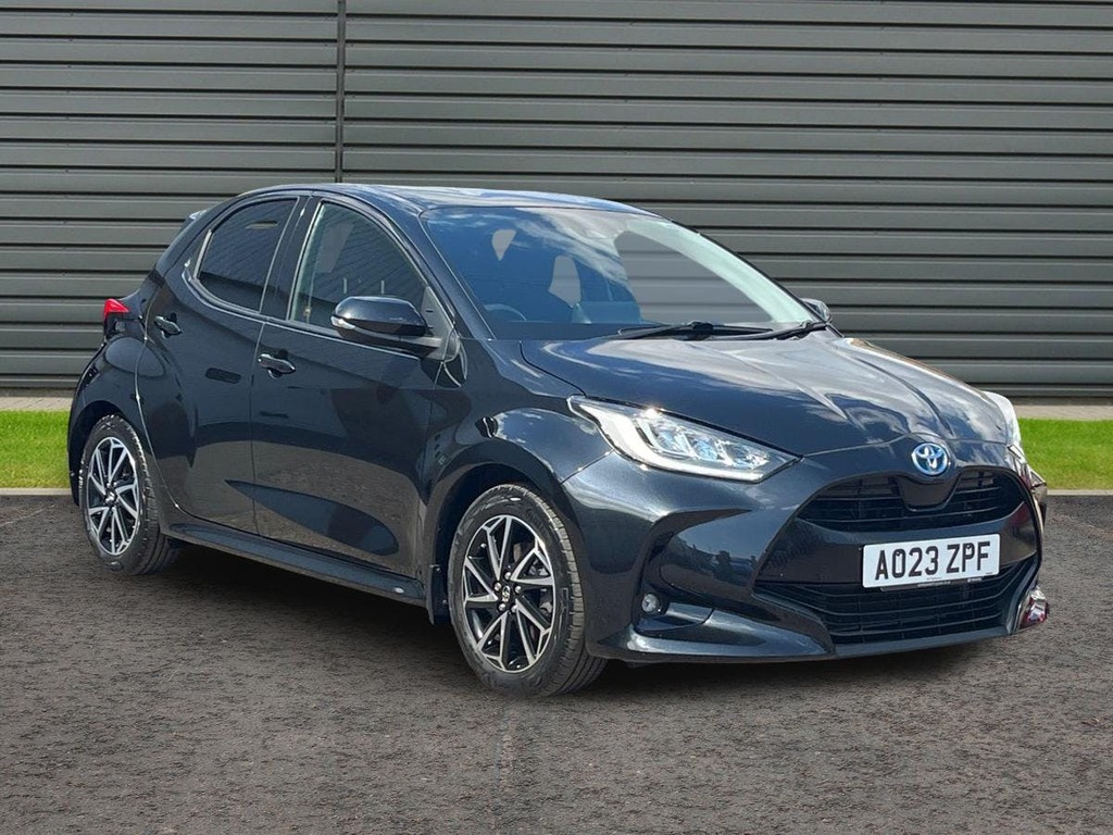 Toyota Yaris 1.5 Vvt-h Design Hatchback Hybrid E Cvt AO23ZPF Black