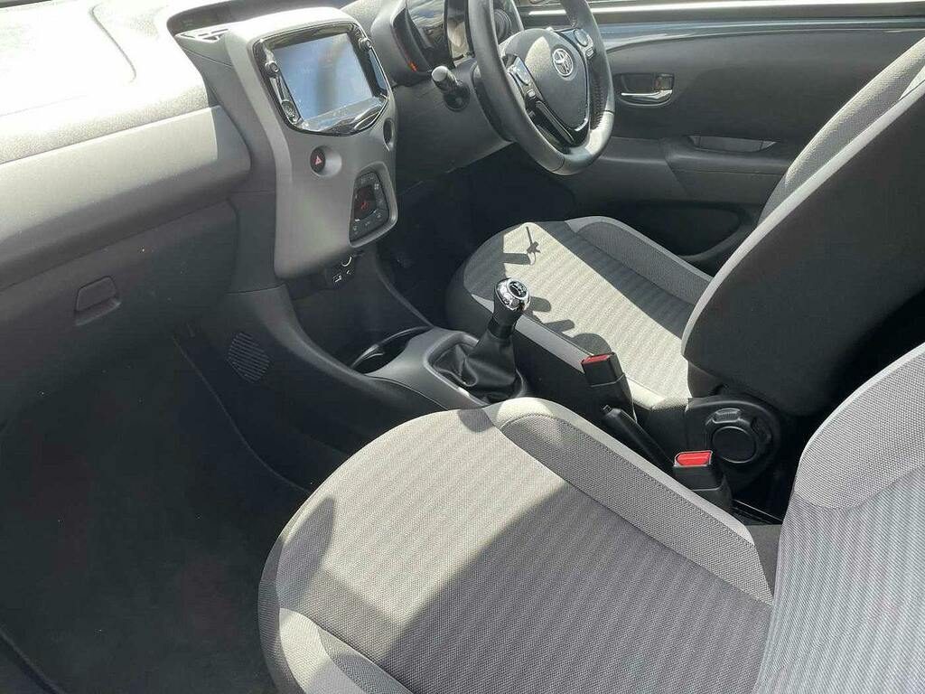 Toyota Aygo 1.0 Vvt I X Trend Hatchback Grey #6