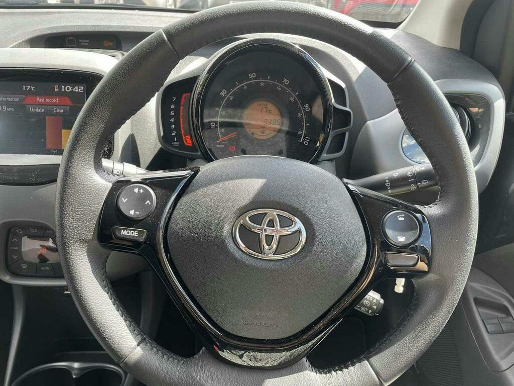 Toyota Aygo  Orange #10