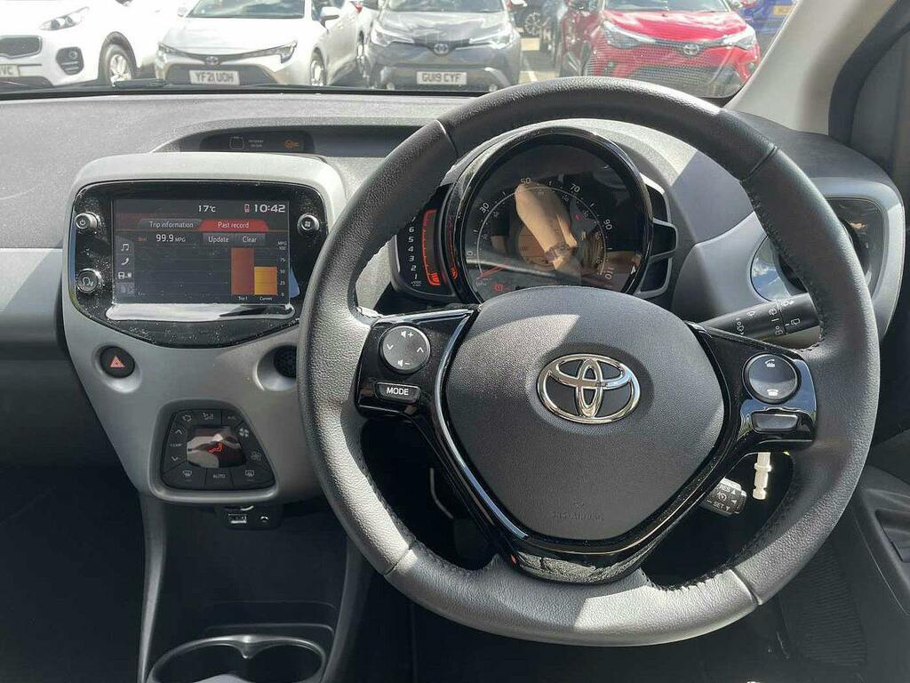 Toyota Aygo  Orange #8