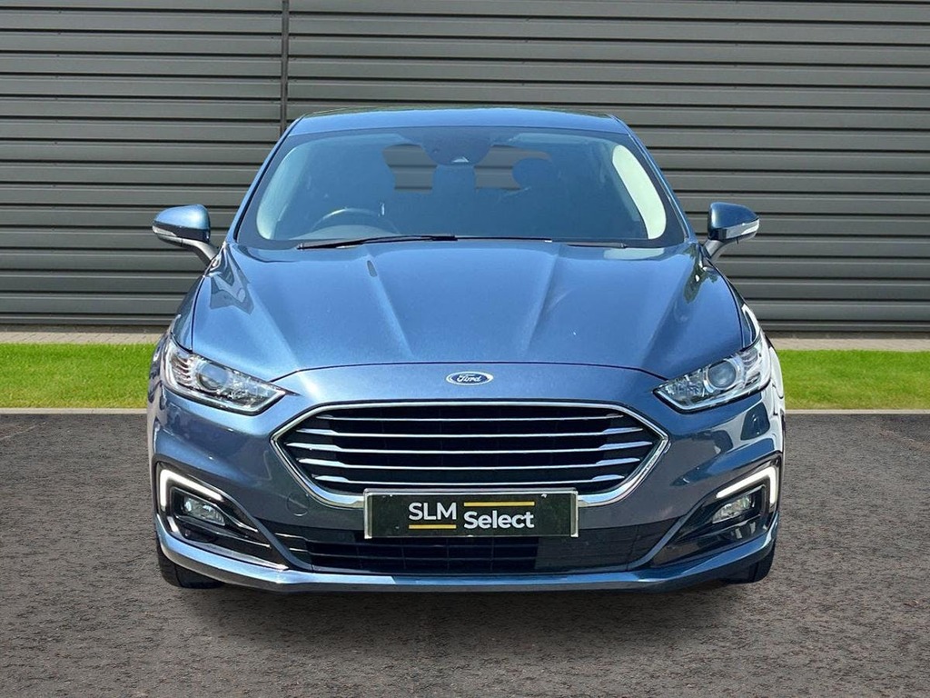 Ford Mondeo 2.0 Hybrid Titanium Edition Black #9