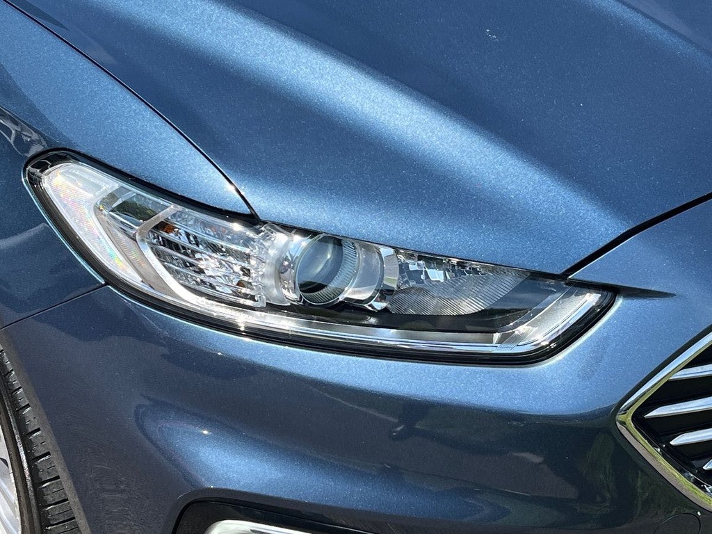 Ford Mondeo 2.0 Hybrid Titanium Edition Black #26