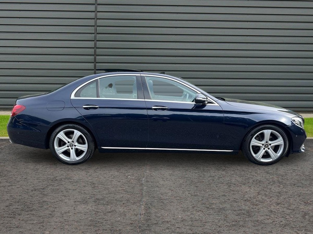 Mercedes-Benz E Class 2.0 E220d Se Blue #2