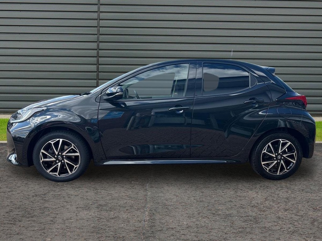 Toyota Yaris 1.5 Vvt-h Design Hatchback Hybrid E Cvt GU73YWC Black #6