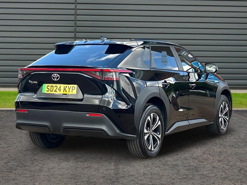 Toyota bZ4X 71.4Kwh Motion Suv Black #3