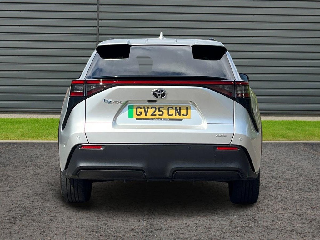 Toyota bZ4X 71.4Kwh Vision Suv Awd Silver #4