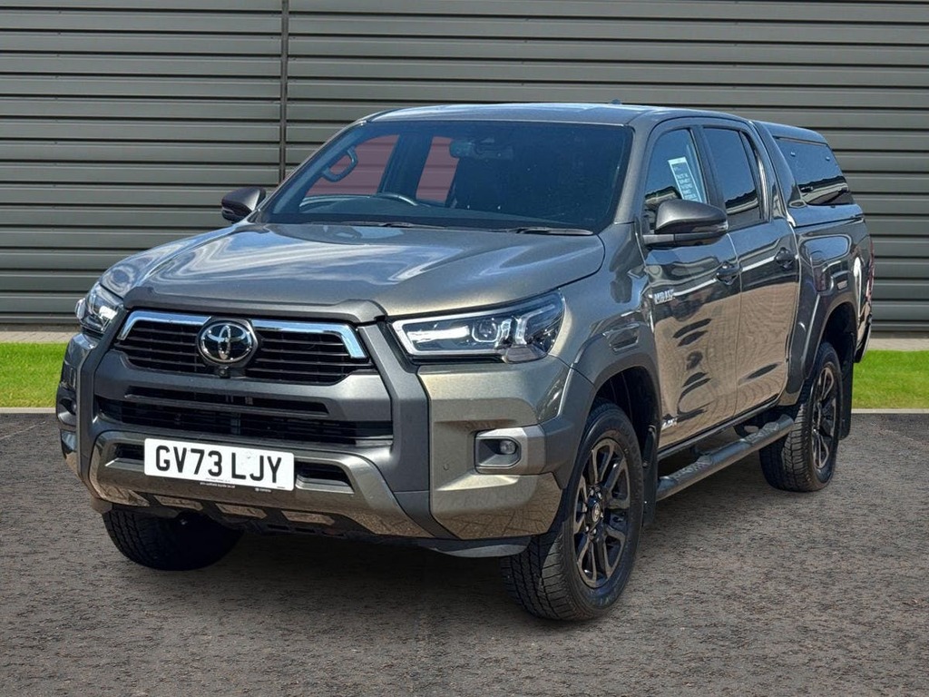 Toyota HILUX 2.8 D-4d Invincible X Pickup Double Cab Brown #7