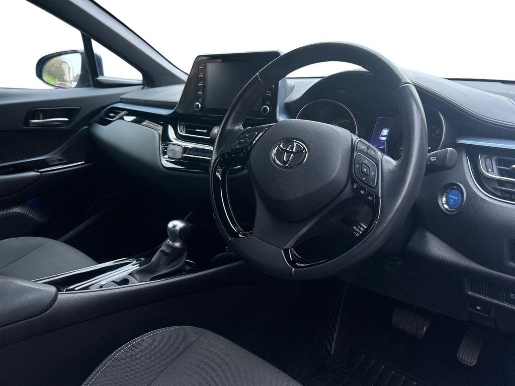 Toyota C-Hr Icon Silver #7