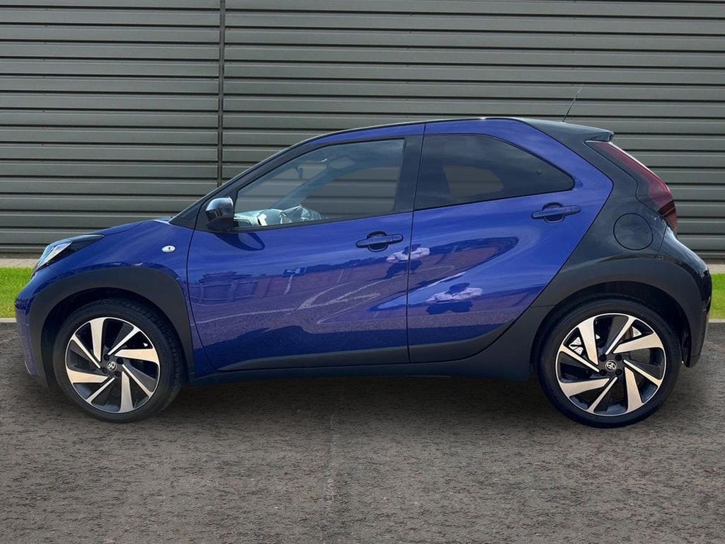 Toyota Aygo X 1.0 Vvt I Edge Hatchback Blue #6