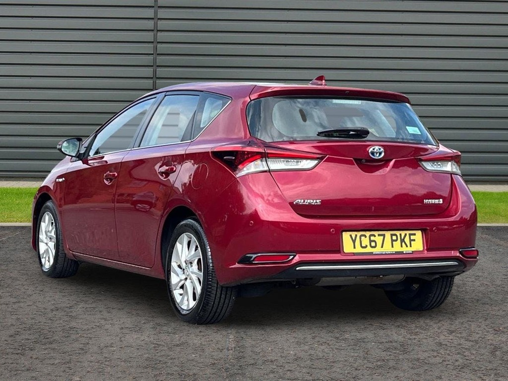 Toyota Auris 1.8 Vvt-h Business Edition Hatchback Hy Red #5