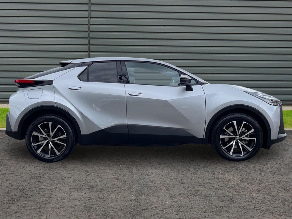 Toyota C-Hr 2.0 Vvt 13.6Kwh Design Suv Plug In Hybr Silver #2