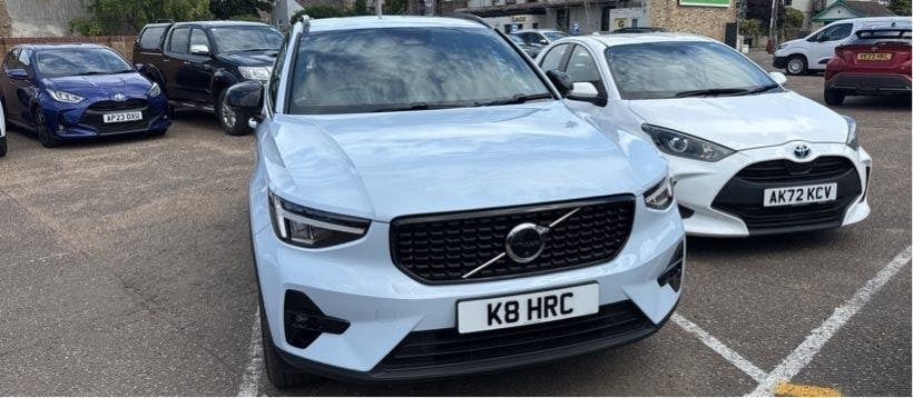 Volvo XC40 2.0 B3 Mhev Plus Dark Suv Hybrid Dct Au Blue