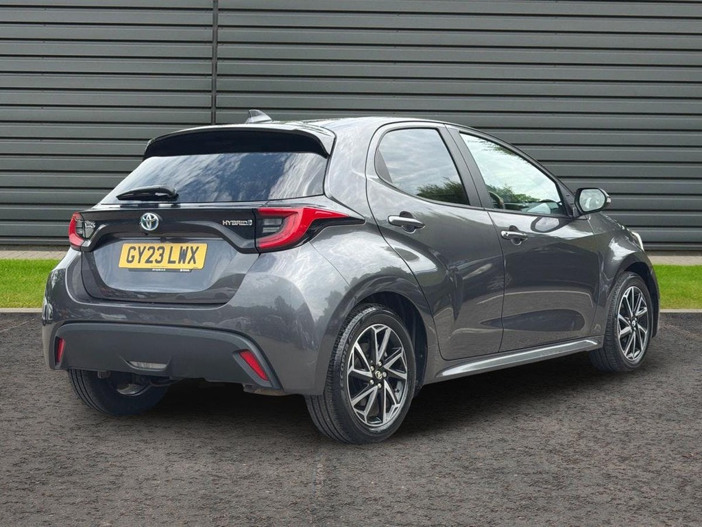 Toyota Yaris 1.5 Vvt-h Design Hatchback Hybrid E Cvt Grey #3
