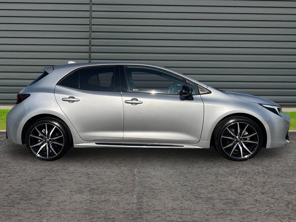 Toyota Corolla 2.0 Vvt-h Gr Sport Hatchback Hybrid Cvt Silver #2