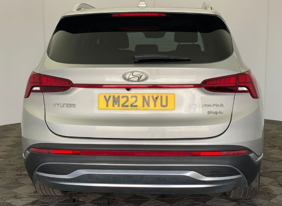 Hyundai Santa Fe 1.6 T Gdi 13.8Kwh Ultimate Suv Plug In Silver #5