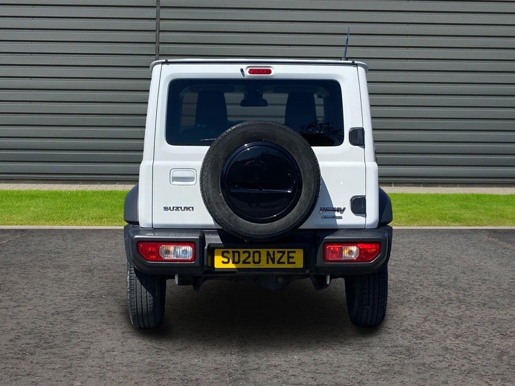 Suzuki Jimny 1.5 Sz5 Suv Allgrip White #4