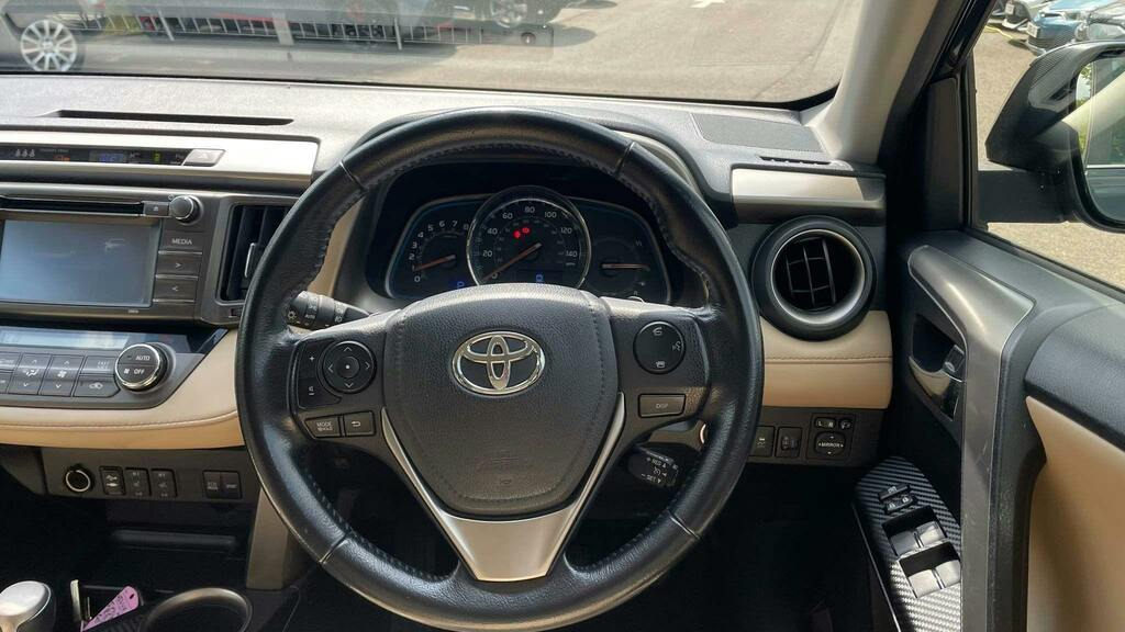 Toyota Rav 4 2.0 V Matic Invincible Suv Multidrive S White #6