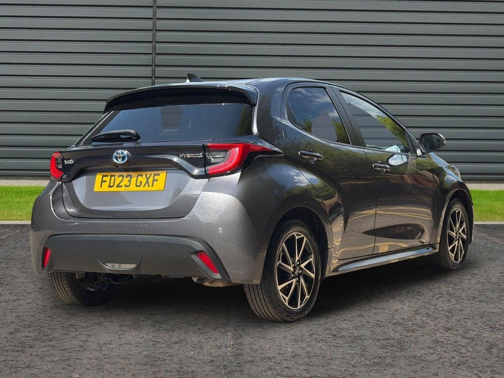 Toyota Yaris 1.5 Vvt-h Design Hatchback Hybrid E Cvt Grey #3
