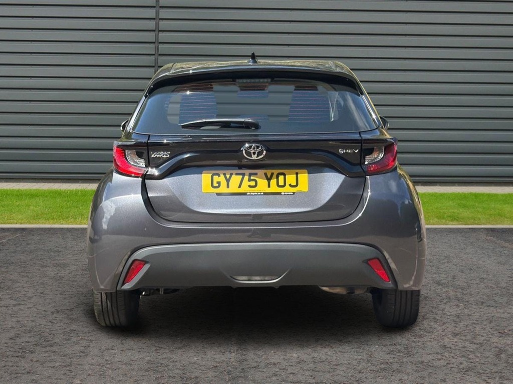 Toyota Yaris 1.5 Vvt-h Icon Hatchback Hybrid E Cvt Grey #4