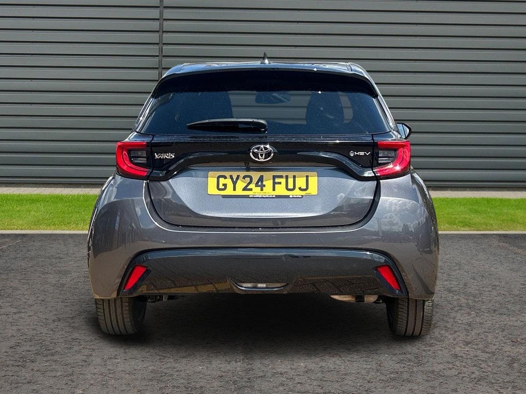 Toyota Yaris 1.5 Vvt-h Excel Hatchback Hybrid E Cvt Silver #4