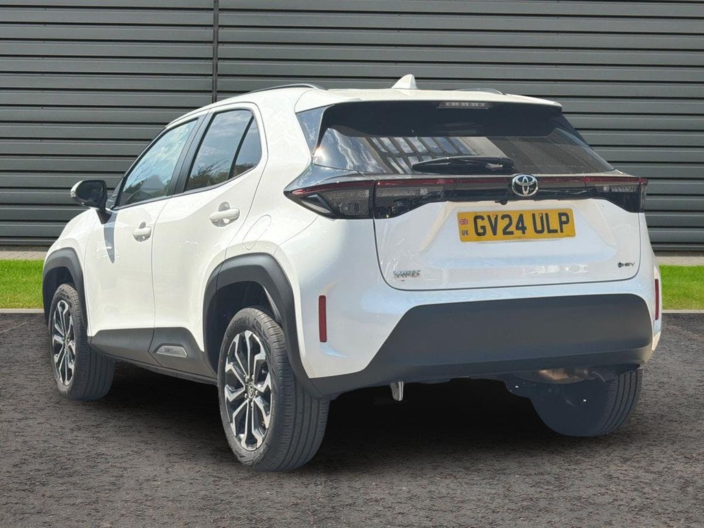 Toyota Yaris Cross 1.5 Vvt-h Design Suv Hybrid E Cvt White #5