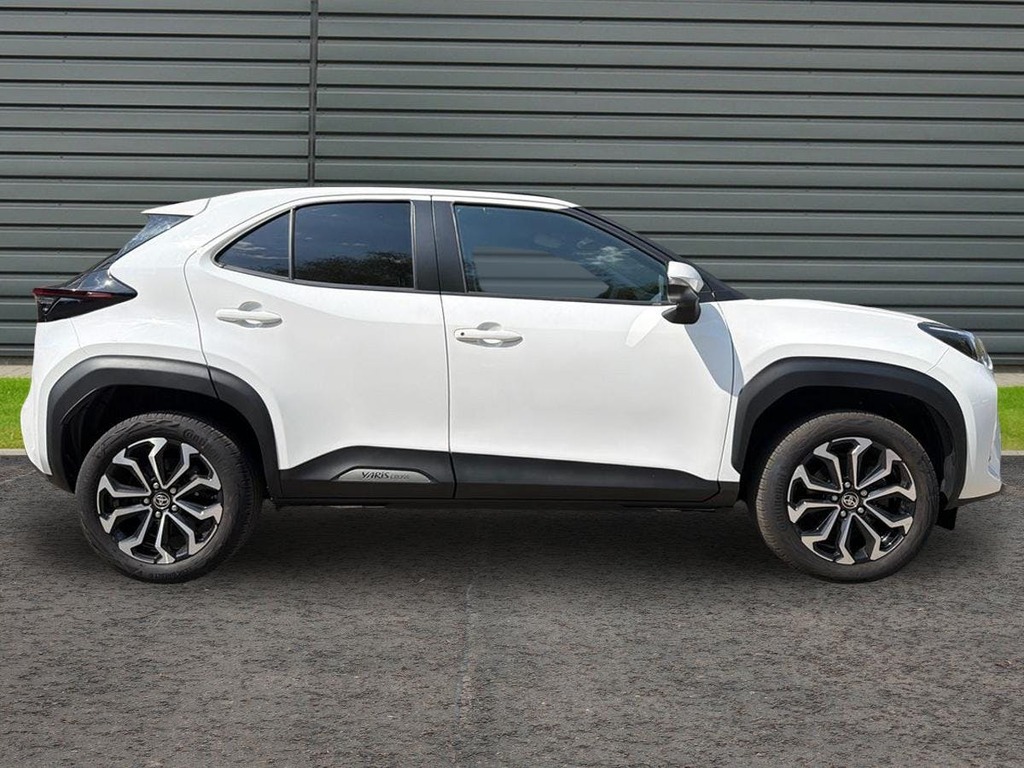 Toyota Yaris Cross 1.5 Vvt-h Design Suv Hybrid E Cvt White #2