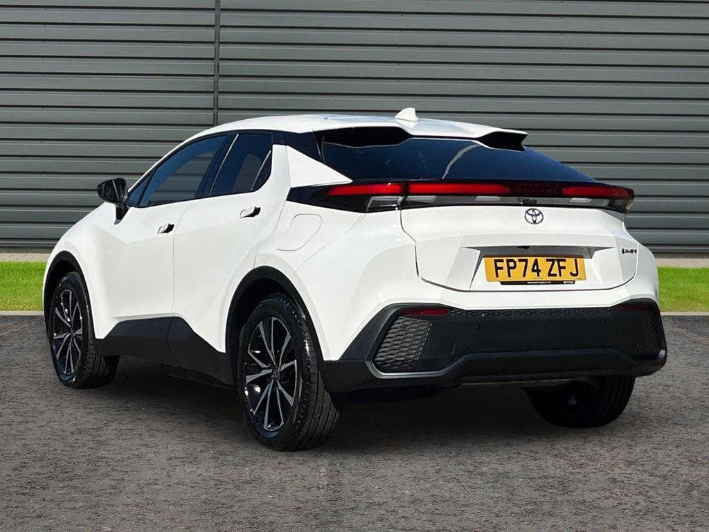Toyota C-Hr 2.0 Vvt 13.6Kwh Design Suv Plug In Hybr White #5