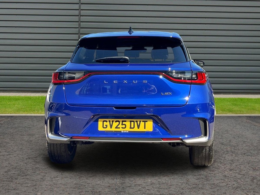 Lexus LBX 1.5 Vvt Ie Takumi Suv Hybrid E Cvt Blue #4