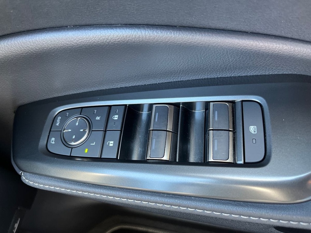 Lexus LBX 1.5 Vvt-ie Takumi Suv Hybrid E-cvt Euro Black #15