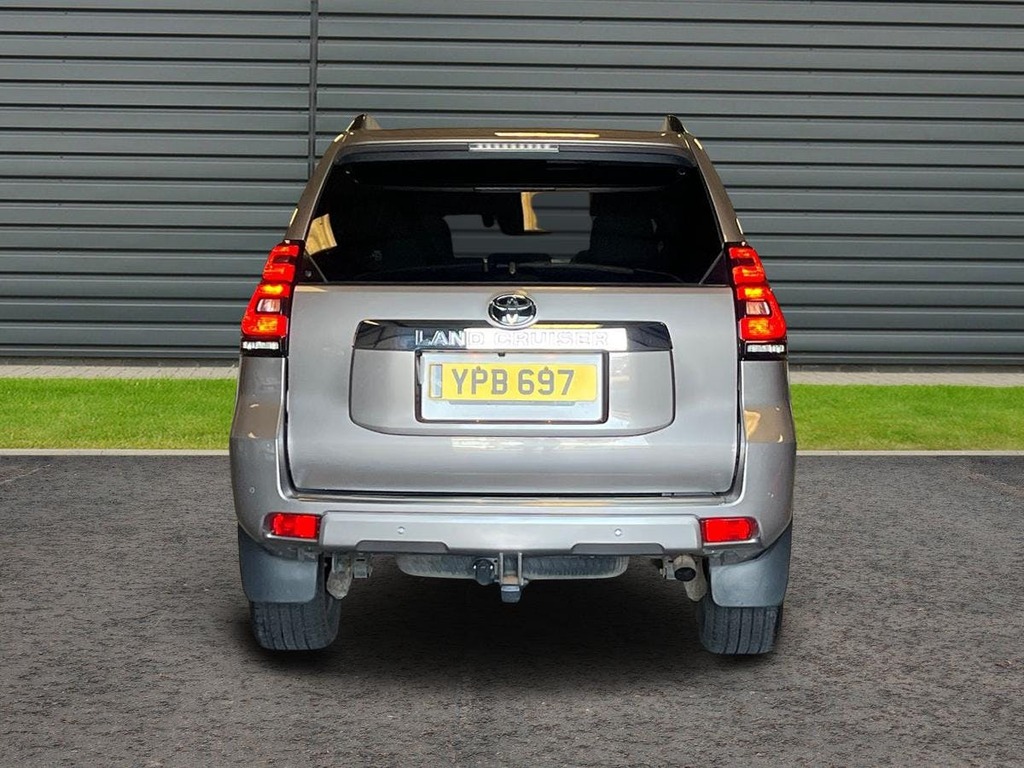 Toyota Land Cruiser 2.8D Invincible Suv 4Wd  #4