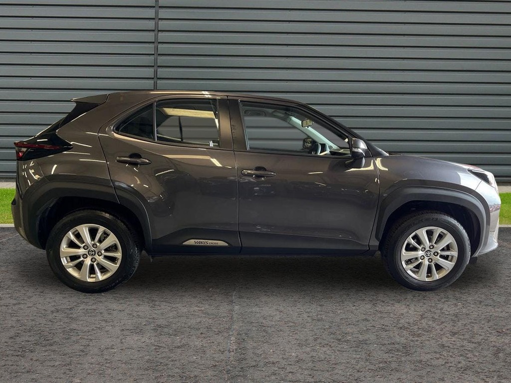 Toyota Yaris Cross 1.5 Vvt-h Icon Suv Hybrid E Cvt Grey #2