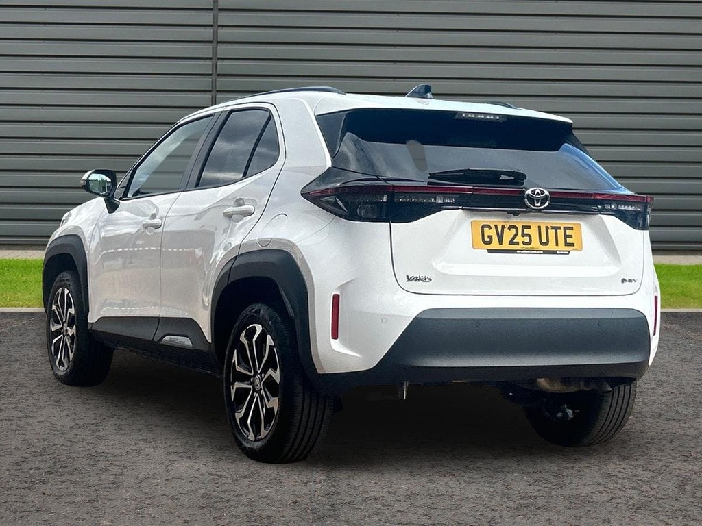 Toyota Yaris Cross 1.5 Vvt-h Design Suv Hybrid E Cvt White #5