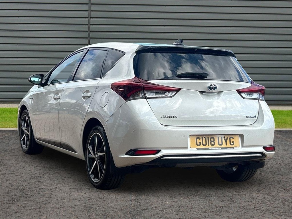 Toyota Auris 1.8 Vvt-h Design Hatchback Hybrid Cvt GU18UYG Black #5