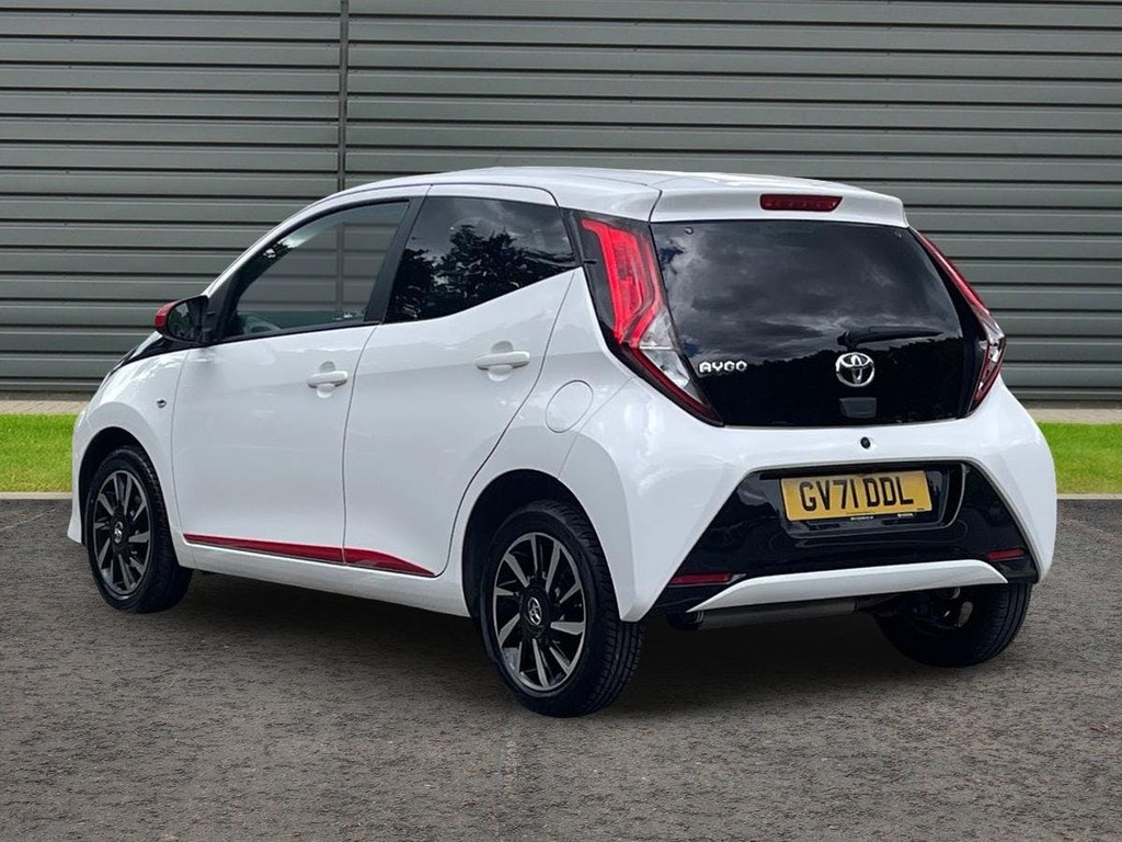 Toyota Aygo 1.0 Vvt I X Trend Hatchback X Shift White #5