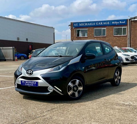 Toyota Aygo Hatchback Black