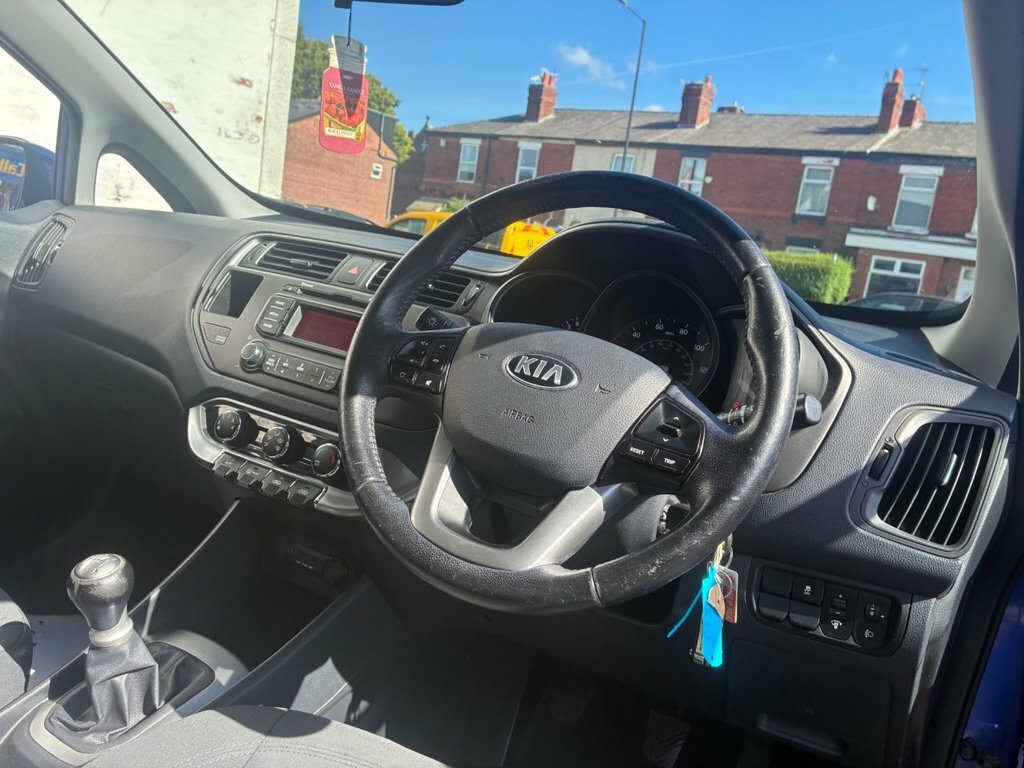 Kia RIO 1.25 1 Air Hatchback Euro 5 84 Red #13