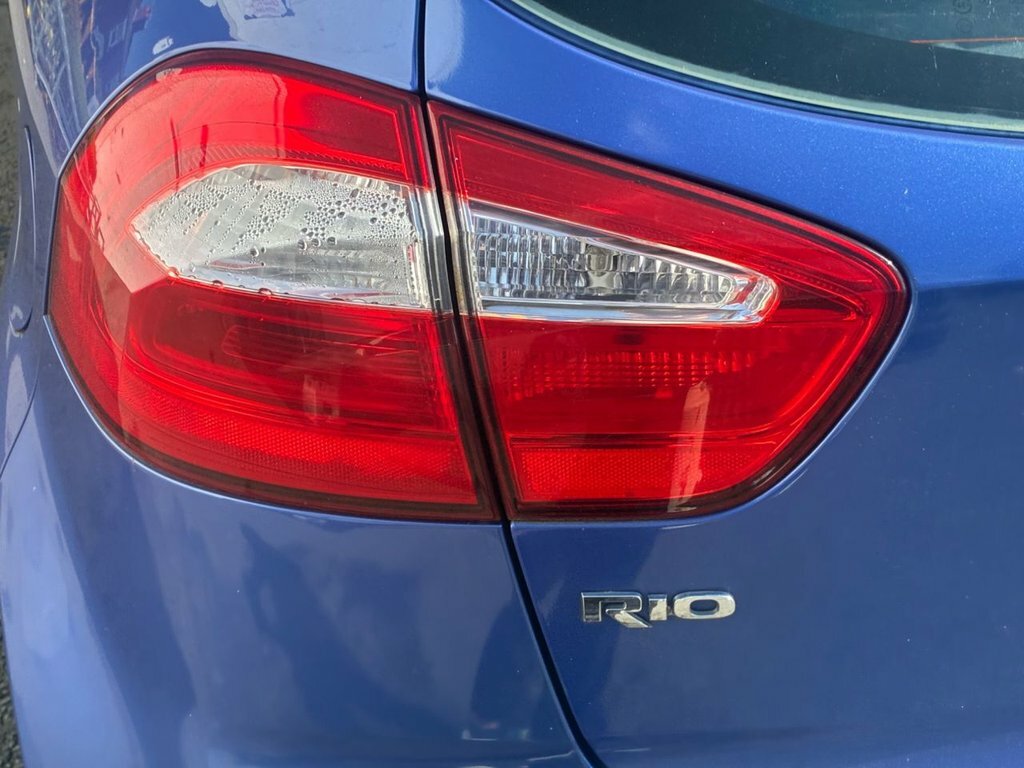 Kia RIO 1.25 1 Air Hatchback Euro 5 84 Red #31